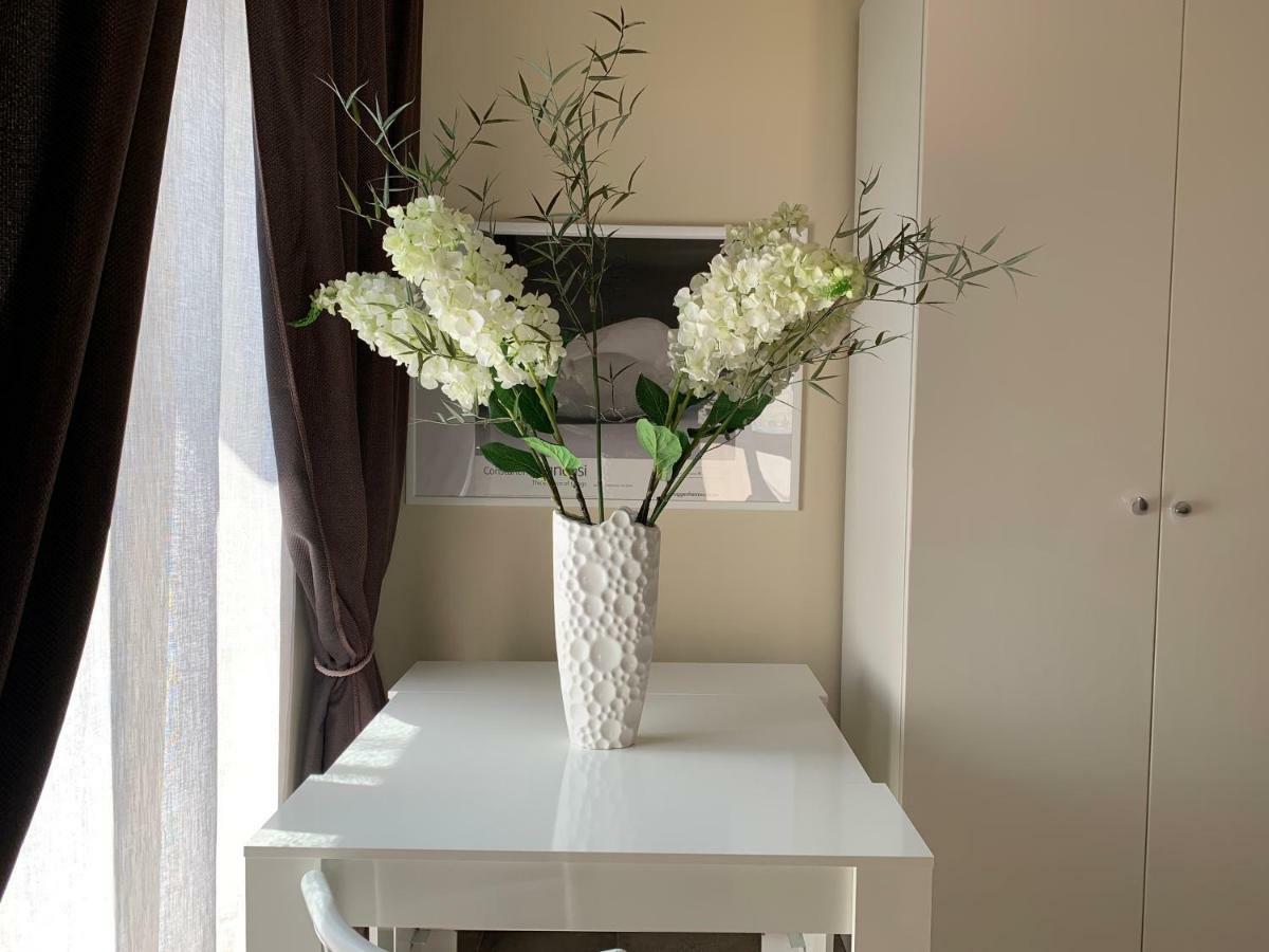 Casa Emi Apartment เนเปิลส์ ภายนอก รูปภาพ